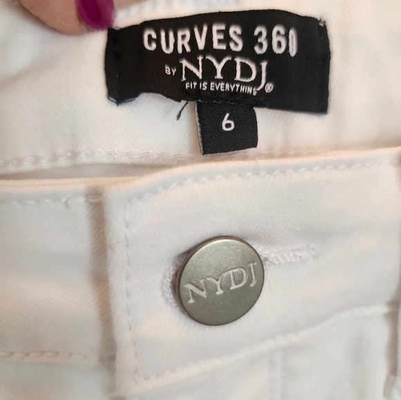 NYDJ White Crop High Waist Capri size 6 - Picture 3 of 3